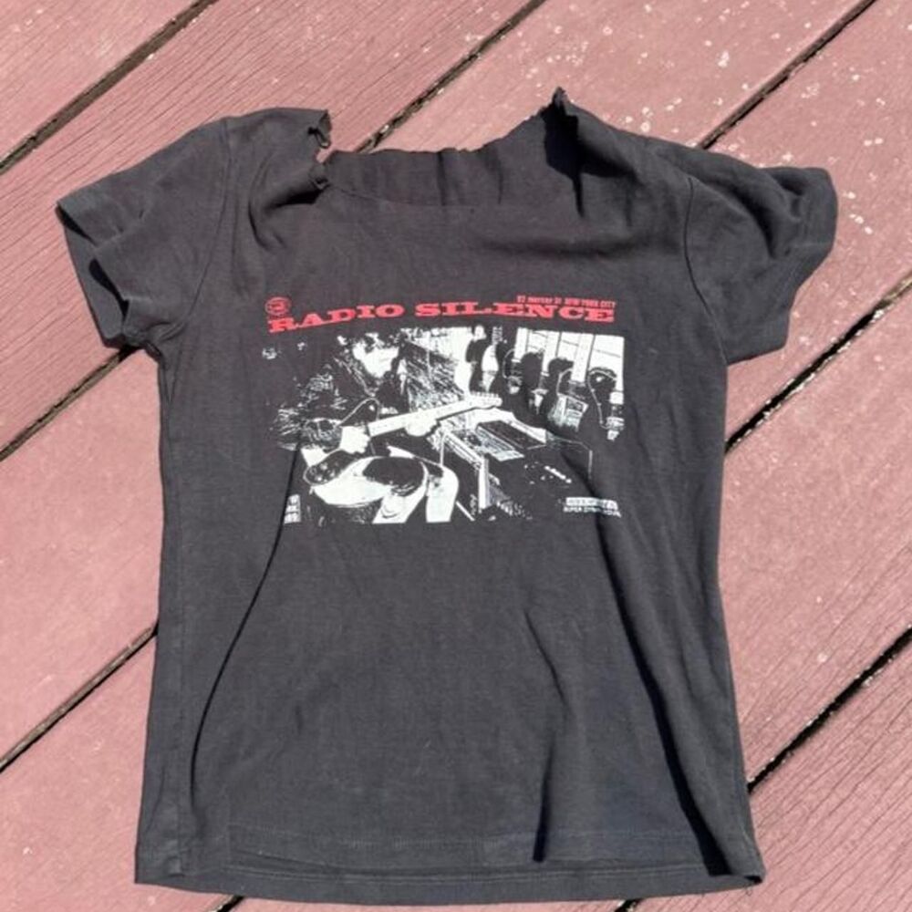 Brandy-melville Women's Black and Grey T-shirt
